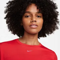 Nike One Classic жіноча Dri-FIT Short-Sleeve Top колір червоний