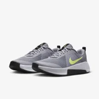 Nike MC Trainer 3 чоловічі для тренування Кросівки колір сірий