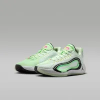 Nike Luka 4 
