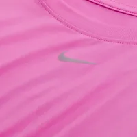 Nike One Classic жіноча Dri-FIT Short-Sleeve Top колір червоний