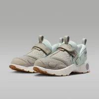 Nike Jordan Trunner LX жіноча Кросівки різнокольорові