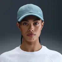 Nike Club Unstructuколір червоний Cap блакитний