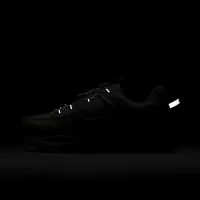 Nike Zoom Vomero Roam женская Winterized Кроссовки цвет белый