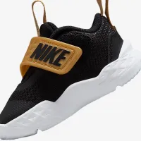 Nike Team Hustle D 12 Baby/Toddler Кросівки колір чорний
