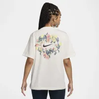Nike Sportswear жіноча Artist Collection Short-Sleeve Graphic футболка колір білий