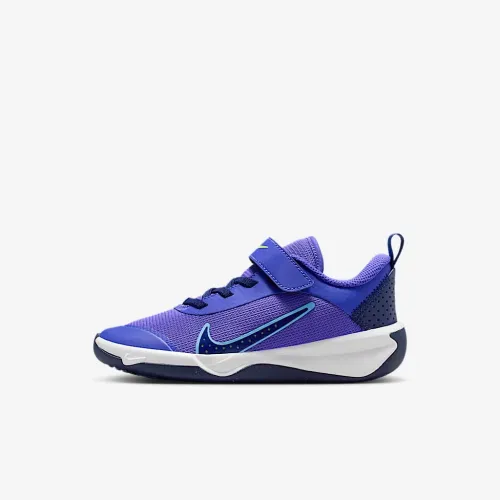 Nike Omni Multi-Court Little дитячі Кросівки колір фіолетовий