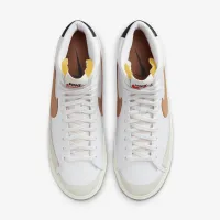 Nike Blazer Mid '77 Vintage чоловічі Кросівки колір білий