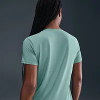 Nike One Classic жіноча Dri-FIT Short-Sleeve Top колір зелений