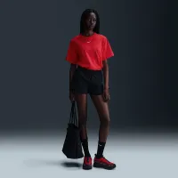 Nike Sportswear Essential жіноча футболка колір червоний