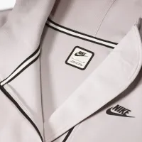Nike Sportswear Tech Fleece жіноча оверсайз Full-Zip Толстовка з капюшоном Cape колір фіолетовий