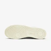 Nike Air Force 1 '07 LV8 чоловічі Кросівки колір зелений