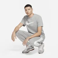 Nike Sportswear Swoosh чоловічі футболка колір сірий