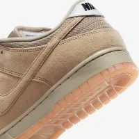 Nike SB Dunk Low Pro B Skate Кросівки колір коричневий