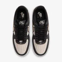 Nike Air Force 1 '07 SE женская Кроссовки цвет черный