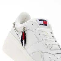 Кроссовки Tommy Jeans TJW Retro Flatform Charm EN0EN02421-YBL - Белые