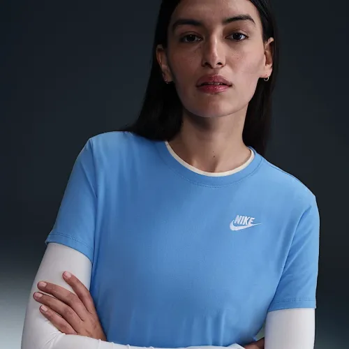 Nike Sportswear Club Essentials жіноча футболка блакитний