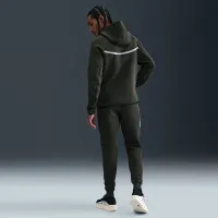 Nike Tech мужские Full-Zip Fleece Windrunner Куртка with Reflective Accents цвет зеленый