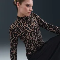 Nike Sportswear Chill Knit жіноча Slim Long-Sleeve футболка колір чорний
