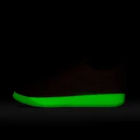 Nike Book 1 