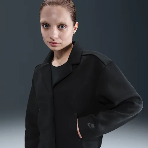 Nike Sportswear Tech Fleece женская Tailoцвет красный Куртка цвет черный