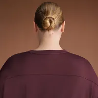 NikeSKIMS Airy жіноча оверсайз V-Neck футболка колір червоний