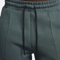Nike Sportswear Tech Fleece женская Mid-Rise Joggers цвет зеленый