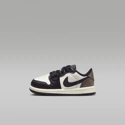 Nike Jordan 1 Retro Low 