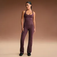 NikeSKIMS Matte жіноча Racerback Tank Top колір червоний