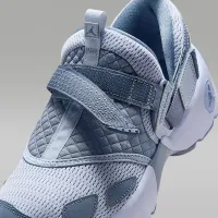 Nike Jordan Trunner LX женская Кроссовки цвет серый