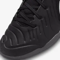Nike Jr. Tiempo Legend 10 Academy Little/Big детские Indoor/Court Low-Top Soccer Кроссовки цвет черный