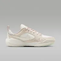 Nike Jordan CMFT Era жіноча Кросівки колір білий