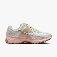 Nike Zoom Vomero 5 женская Кроссовки цвет серый