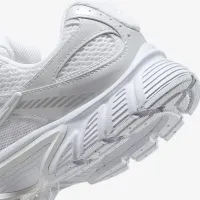 Nike V5 RNR женская Кроссовки цвет белый