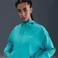 Nike Sportswear Classic Wovens женская Loose UV Protection Hooded Куртка цвет зеленый