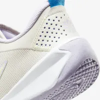 Nike Omni Multi-Court Big дитячі Indoor Court Кросівки колір коричневий