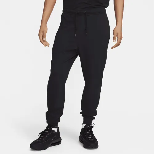 Nike Sportswear Tech чоловічі Knit Lightweight Joggers колір чорний