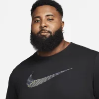 Nike Dri-FIT чоловічі Fitness футболка колір чорний