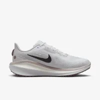 Nike Vomero 17 жіноча Road Running Кросівки колір фіолетовий