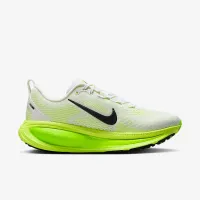 Nike Vomero 18 жіноча Road Running Кросівки колір білий
