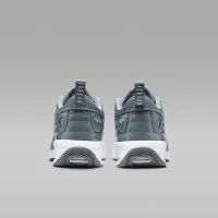 Nike Jordan Max Aura 6 Big дитячі Кросівки колір сірий
