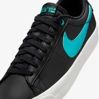 Nike SB Blazer Low Pro GT чоловічі Кросівки колір чорний
