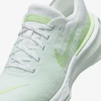 Nike Invincible 3 женская Road Running Кроссовки цвет белый