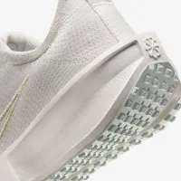 Nike Interact Run женская Road Running Кроссовки цвет серый
