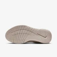 Nike Flex Experience Run 12 женская Road Running Кроссовки (Extra Wide) цвет коричневый