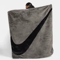 Nike Sportswear Faux Fur Blanket цвет серый