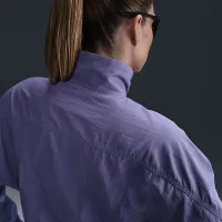Nike Sportswear Everything Wovens жіноча оверсайз Repel UV Protection Куртка колір фіолетовий