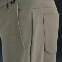 Nike 24.7 PerfectStretch чоловічі Dri-FIT 5-Pocket Slim-Fit Pants колір зелений
