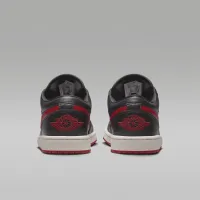 Nike Air Jordan 1 Low Кросівки колір чорний