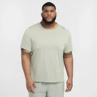 Nike Rise 365 чоловічі Dri-FIT Short-Sleeve Running Top колір зелений