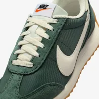 Nike Pacific женская Кроссовки цвет зеленый